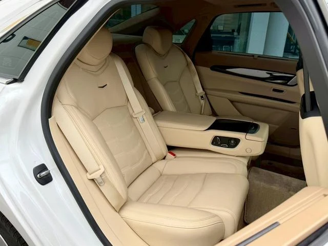 Cadillac CT6 25