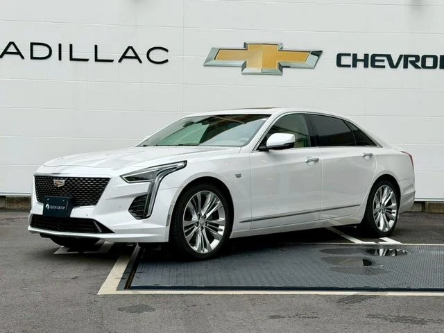 Cadillac CT6 13
