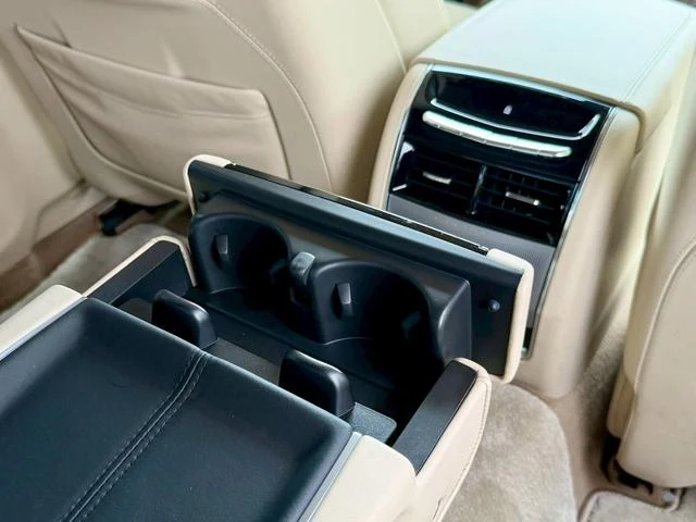Cadillac CT6 29