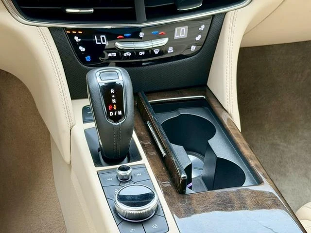 Cadillac CT6 43