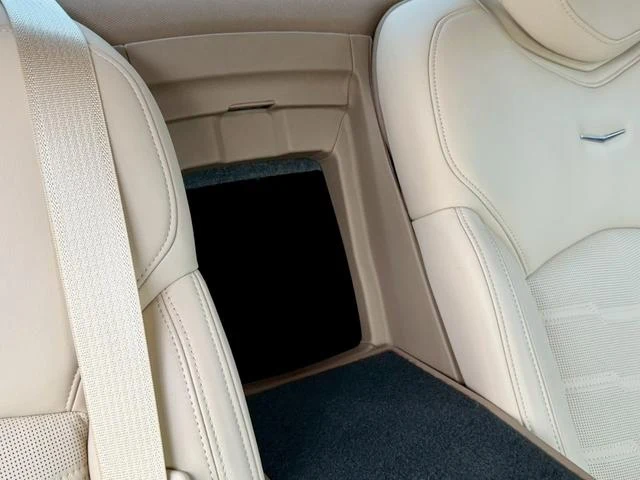 Cadillac CT6 31