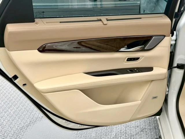 Cadillac CT6 37