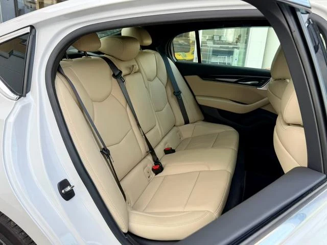 Cadillac CT5 24