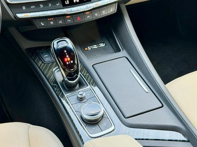Cadillac CT5 38