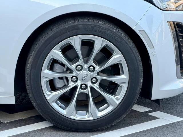 Cadillac CT5 53