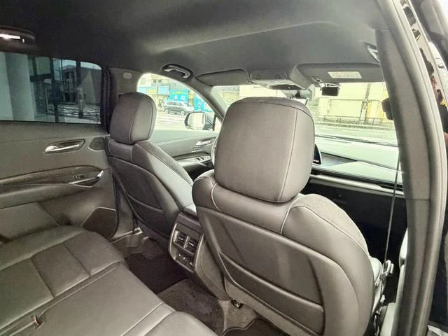 Cadillac XT4 23