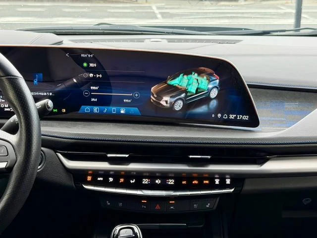 Cadillac XT4 40