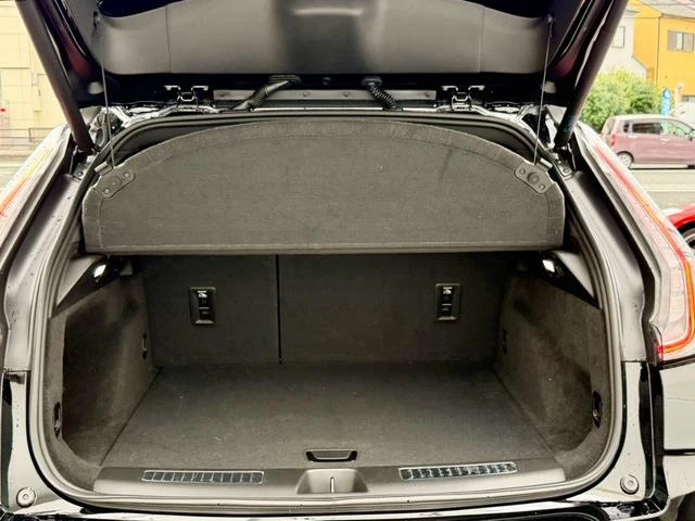 Cadillac XT4 27