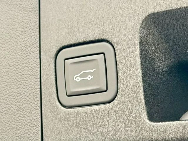Cadillac XT4 26