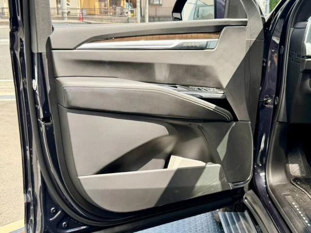 Cadillac ESCALADE 42