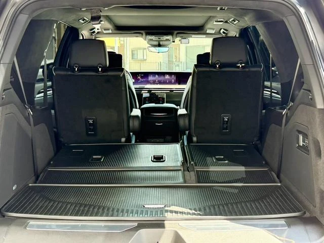 Cadillac ESCALADE 32
