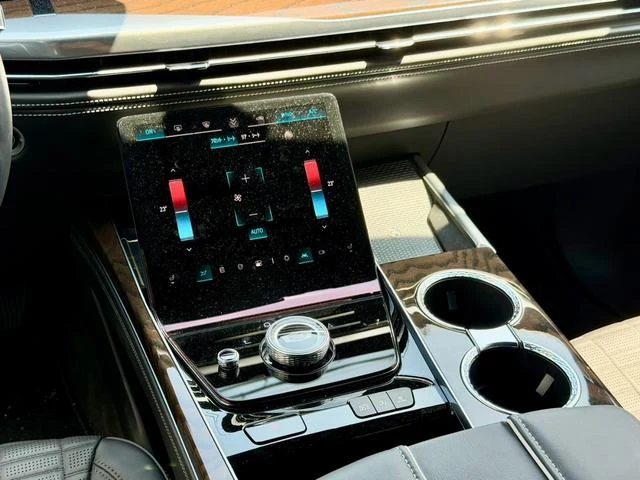 Cadillac ESCALADE 48