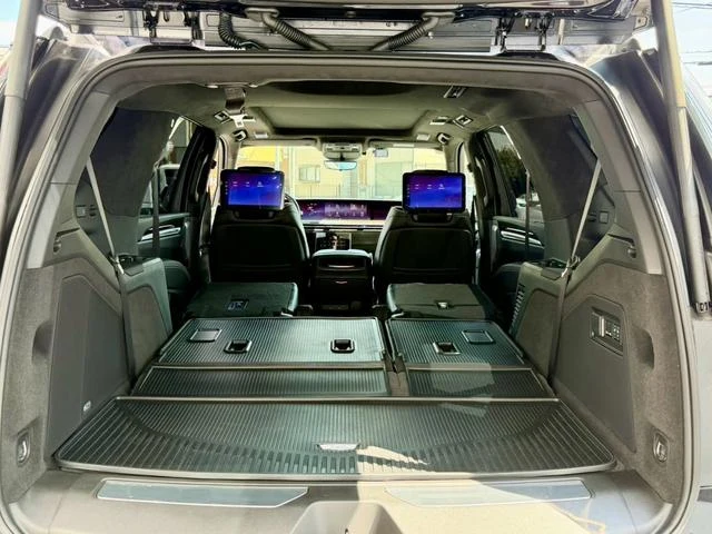 Cadillac ESCALADE 33