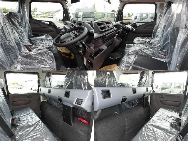 Mitsubishi Fuso CANTER 12
