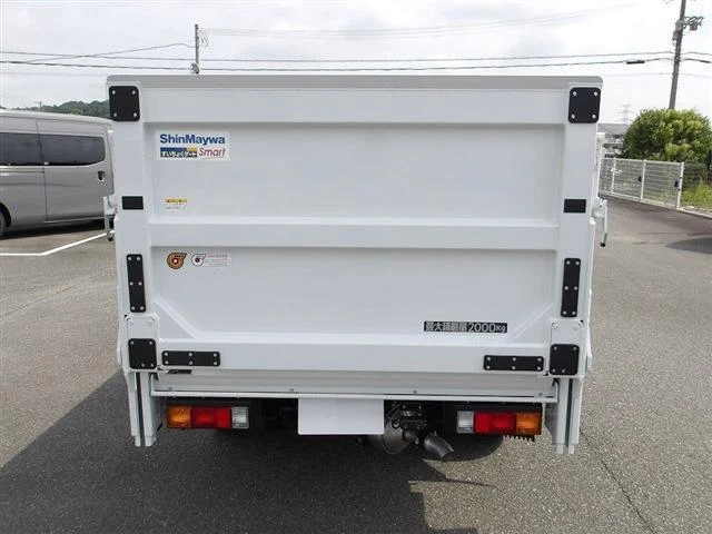 Mitsubishi Fuso CANTER 6