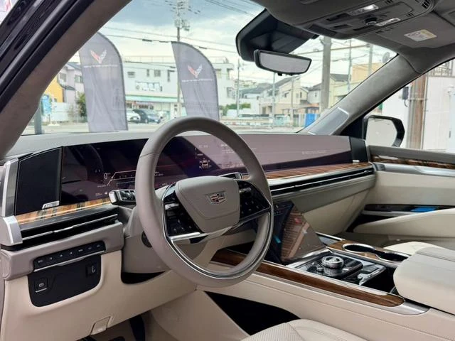 Cadillac ESCALADE 21