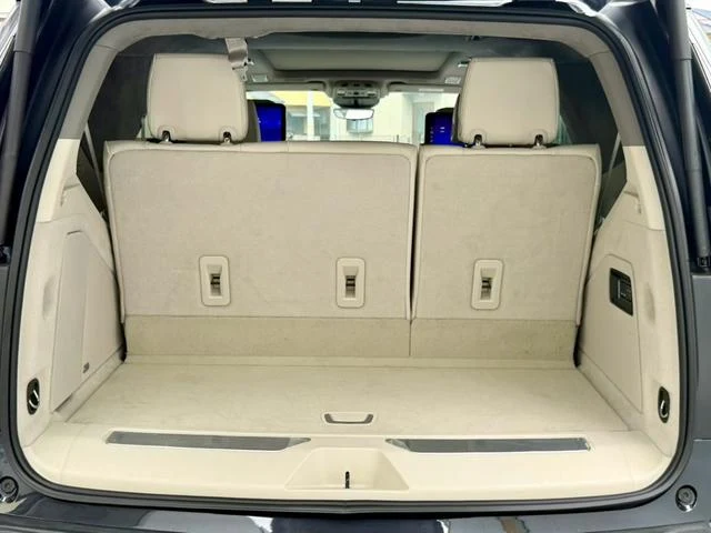 Cadillac ESCALADE 30