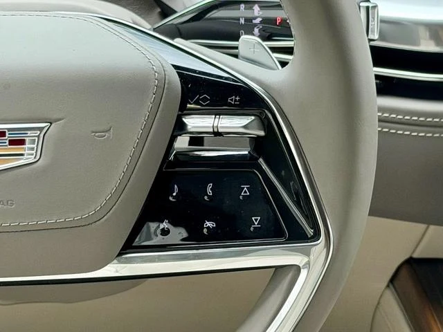 Cadillac ESCALADE 44