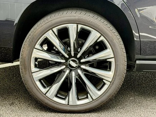 Cadillac ESCALADE 5