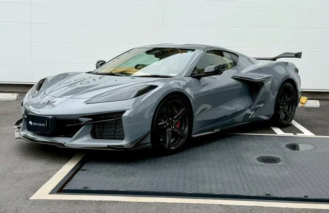 Chevrolet CORVETTE 45