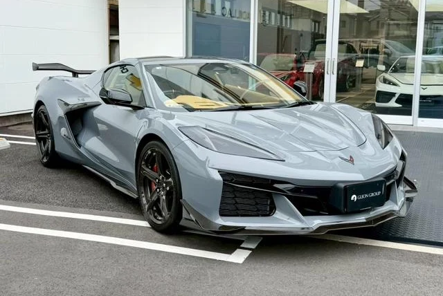 Chevrolet CORVETTE 39