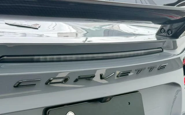 Chevrolet CORVETTE 24