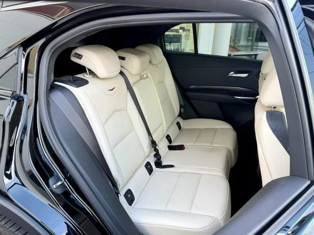 Cadillac XT4 22