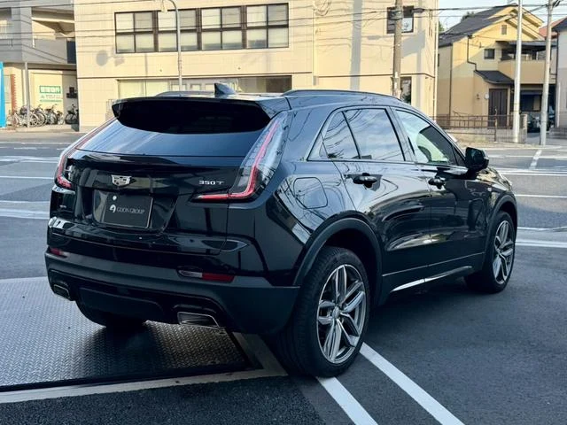 Cadillac XT4 7