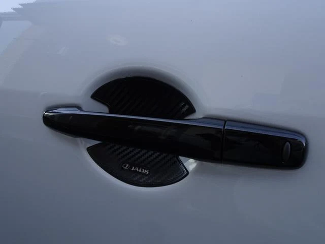 Mitsubishi DELICA 37