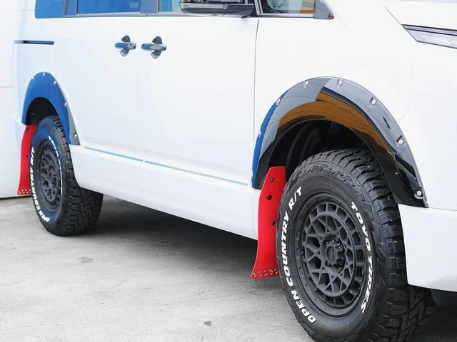 Mitsubishi DELICA 41