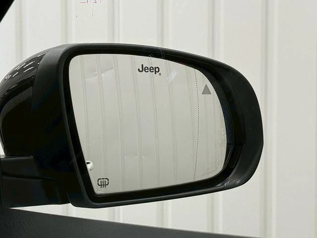 Chrysler JEEP 23