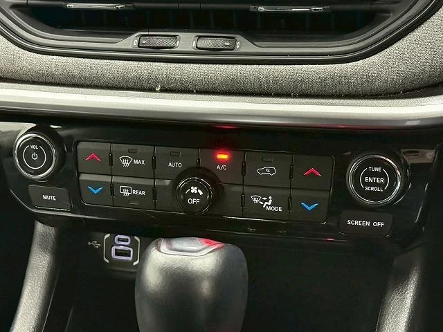 Chrysler JEEP 52