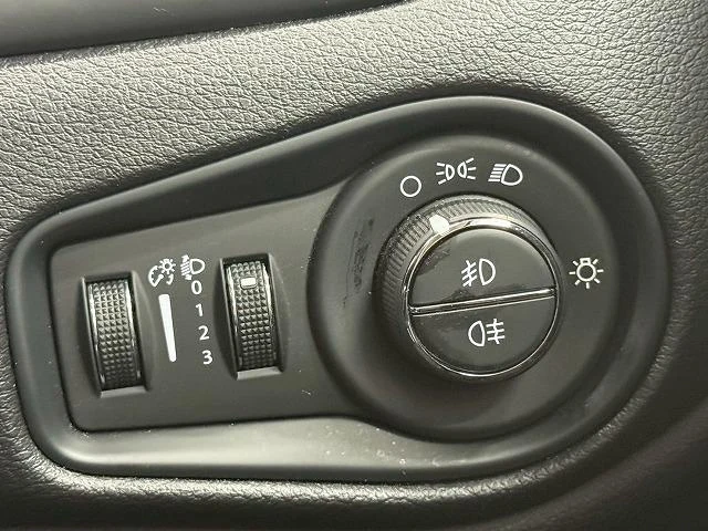 Chrysler JEEP 38