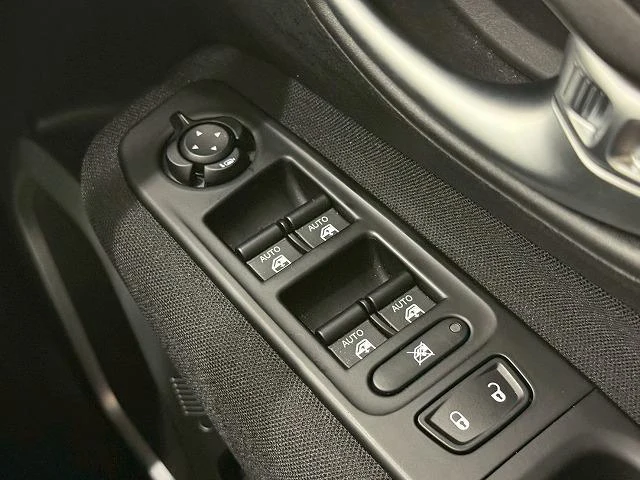 Chrysler JEEP 37