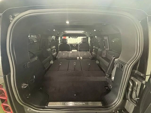 Land Rover DEFENDER 13