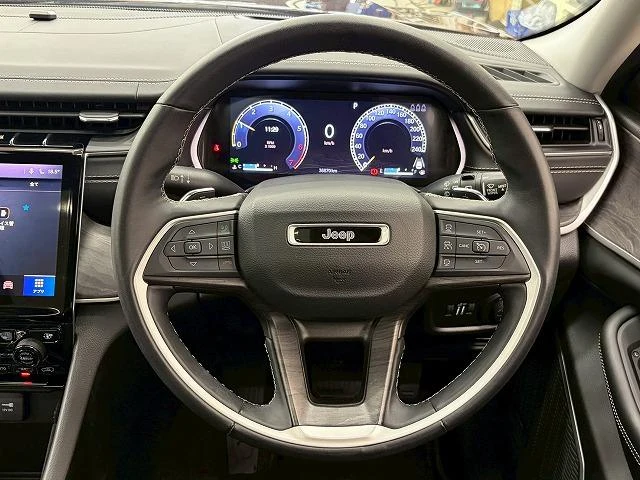 Chrysler JEEP 33