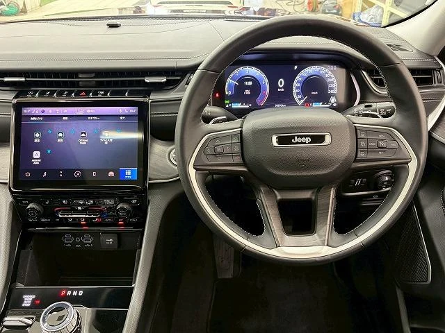 Chrysler JEEP 32