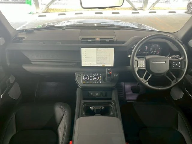 Land Rover DEFENDER 51