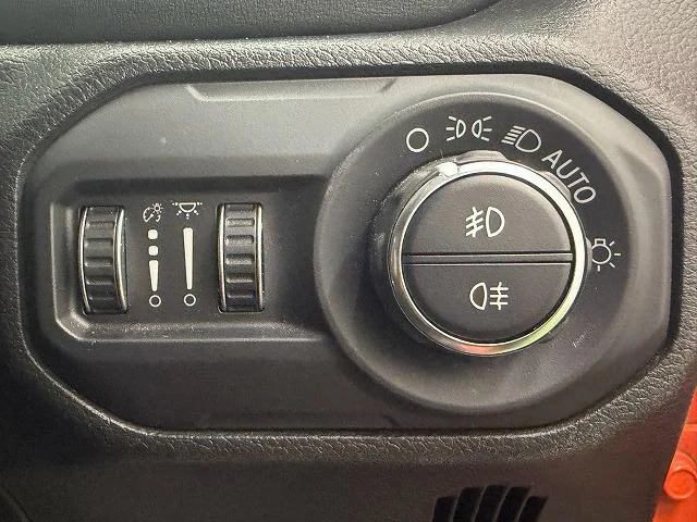 Chrysler JEEP 38
