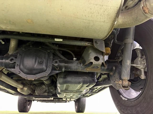 Chrysler JEEP 32