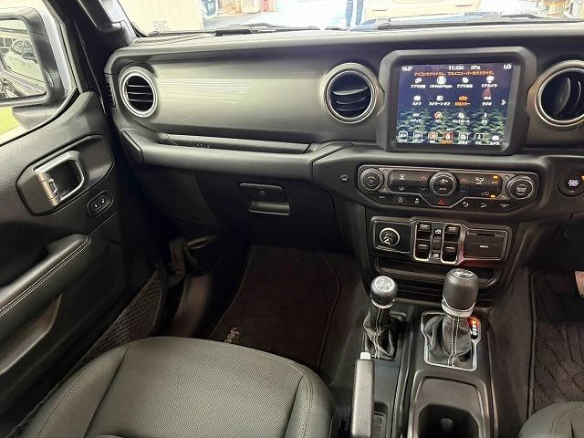 Chrysler JEEP 35