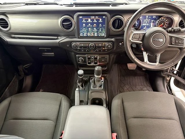 Chrysler JEEP 33