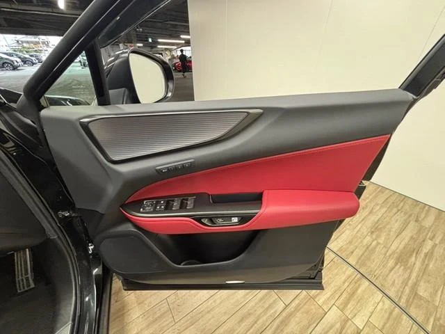 Lexus NX 36