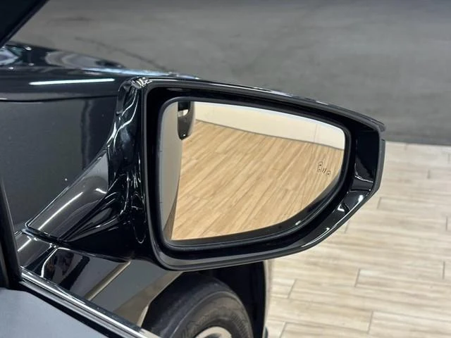 Lexus UX 36