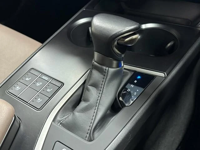 Lexus UX 54