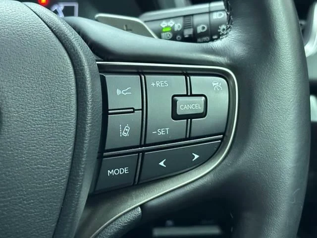 Lexus UX 5