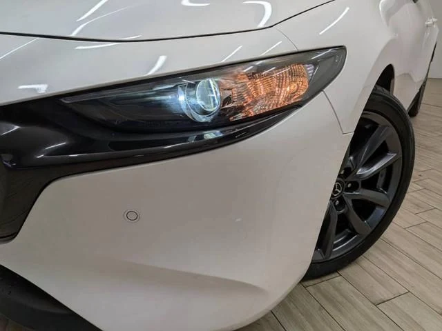 Mazda MAZDA3 57