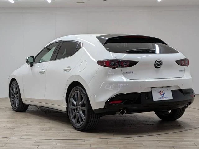Mazda MAZDA3 71
