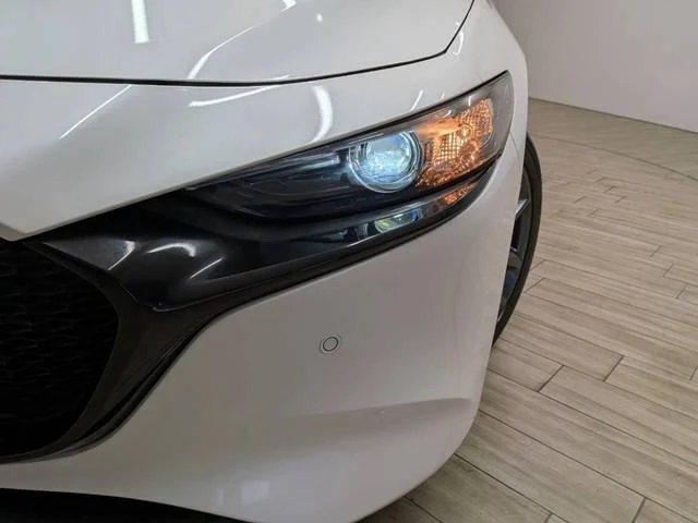 Mazda MAZDA3 56