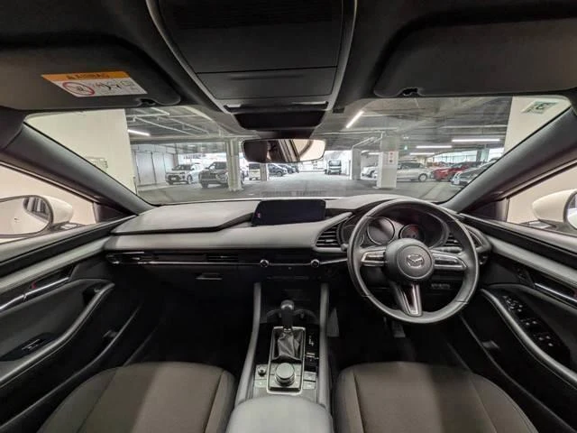 Mazda MAZDA3 2